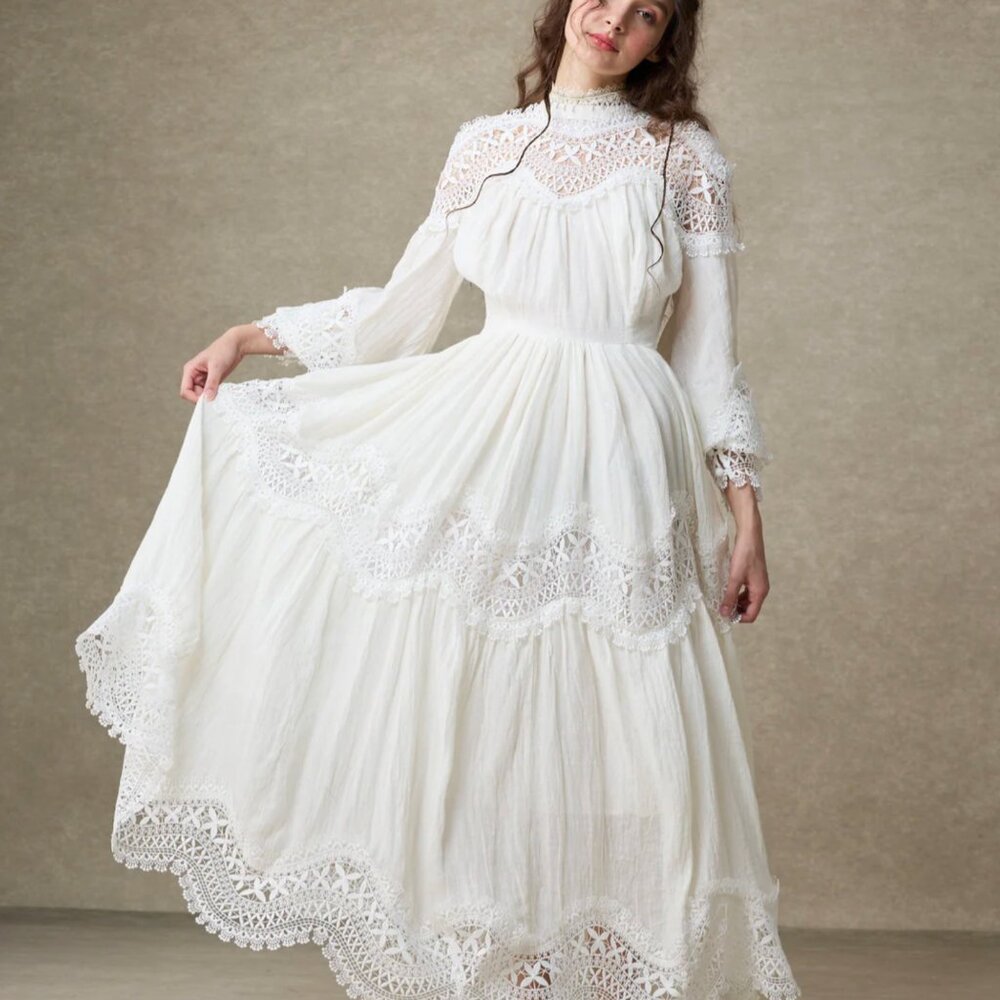 Pearlman 25 | Lace Linen Dress Gown Small